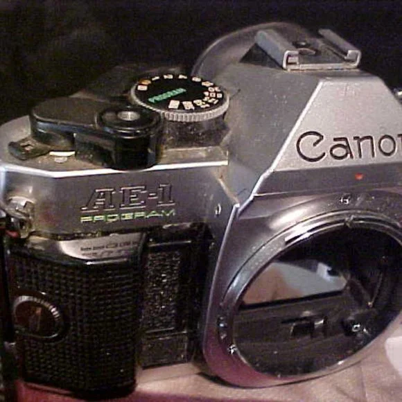 Vintage CANON AE-1 35mm Film Camera (Body Only)